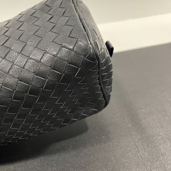 Bottega Veneta Unisex Dopp Kit/Weekend Bag Black (133130) - Picture 6 of 11